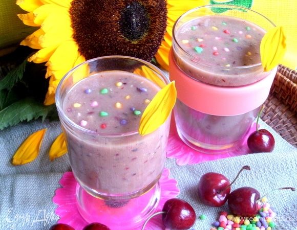 Сверху я посыпала сахарными гранулами.