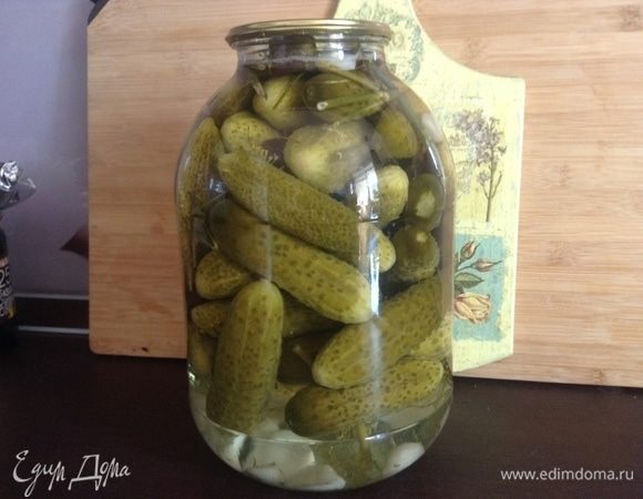 Переставили на другой столик, снова полюбовались:) А как иначе-то?