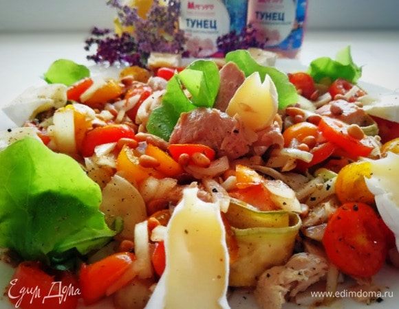 Вот такой яркий, очень вкусный салат получился.