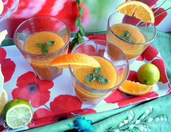 Осталось украсить листиками мяты.