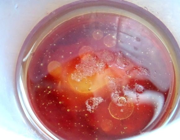 Смешать для маринада все.