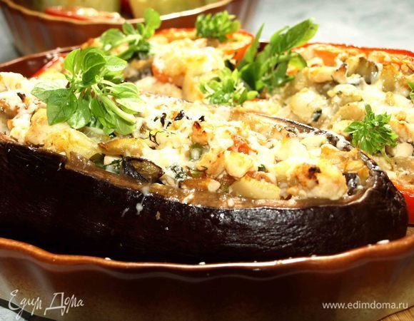 Достаем готовые овощи и даем отдохнуть 2–3 минуты.