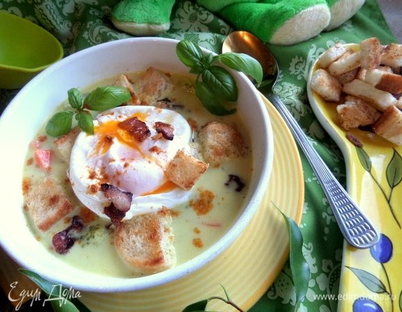 Каждое яйцо пашот делается индивидуально непосредственно перед подачей.