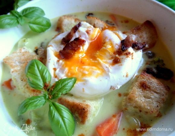 В тарелке проткнуть желток ножом и помочь ему вытекать — дразнюсь!