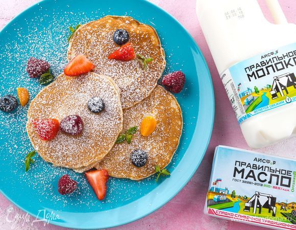 Подавайте к утреннему чаю или кофе с любимым топингом: медом, кленовым сиропом, сметаной. Приятного аппетита!<br />
 