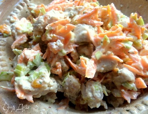 Перемешать и можно убрать в холодильник до подачи на стол.