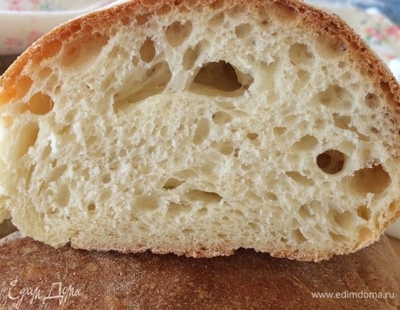 Смотрите, какая хрустящая корочка и фантастический мякиш!