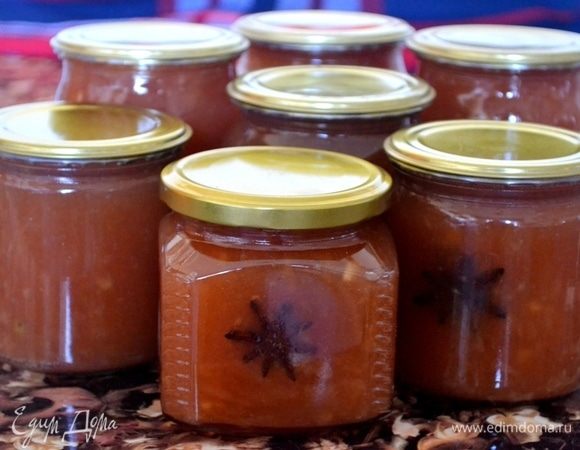 Джем прекрасно хранится в комнатных условиях. Остывший джем становится очень густым. На выходе получаем около 4 литров ароматнейшего джема.