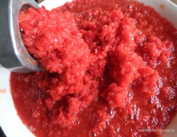 Затем паприку.