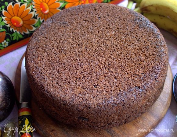 После сигнала проверить шпажкой, пропекся ли в центре, и тогда оставить с открытой крышкой до остывания. Перевернуть на тарелку.