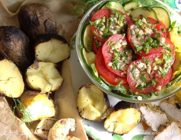 Повторяю: на природе с горячей картошечкой такие маринованные овощи будут кстати.