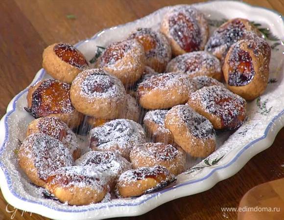 Готовое печенье посыпать сахарной пудрой.<br />
 