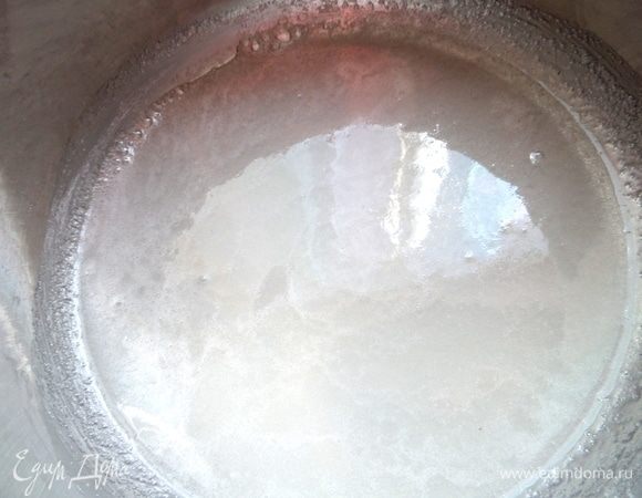 Сварить сироп.