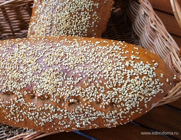 Несмотря на то, что надрезы плохо раскрылись, хлебушек все равно получился очень симпатичный.