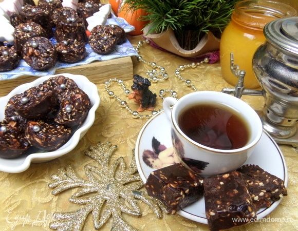 Такие конфетки держим в холодильнике и достаем к чаепитию.