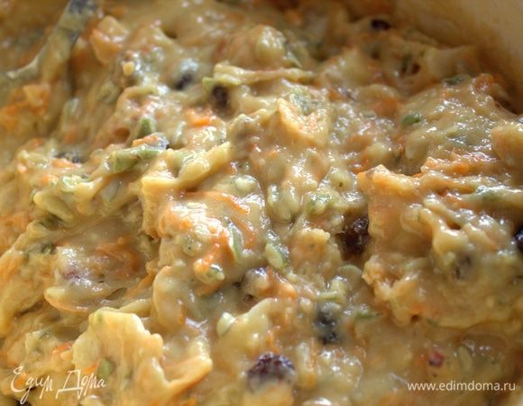 Тесто красивое оранжевое получается.