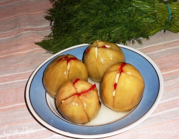 Мировая закуска под водочку, очень вкусно с мясными блюдами, с картошкой в любом виде. Угощайтесь! Приятного аппетита!