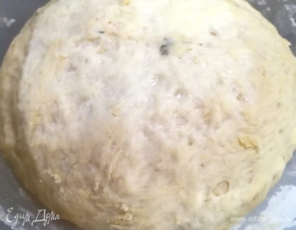 За это время тесто увеличится в объеме минимум в 2 раза.