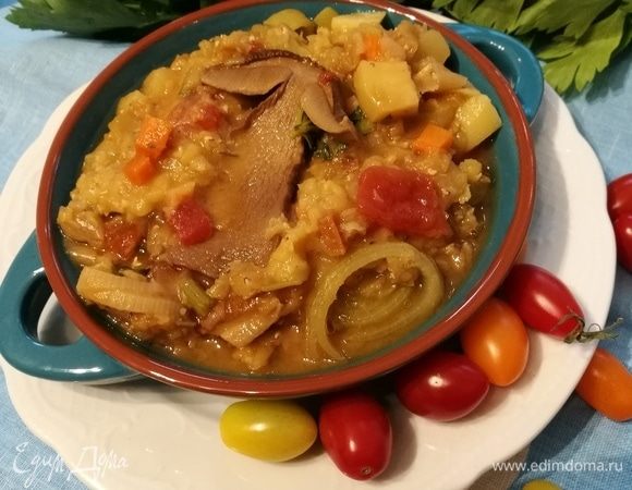 Подавать, посыпав петрушкой или любой другой любимой зеленью.