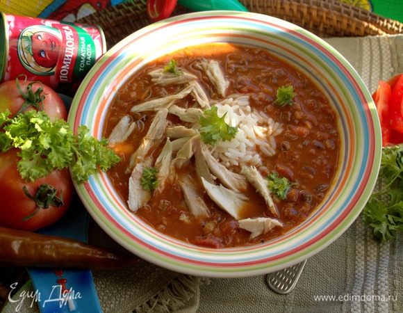 Как вы понимаете, курицу и рис просто можно поместить в суп и перемешать, а потом разлить по тарелкам.