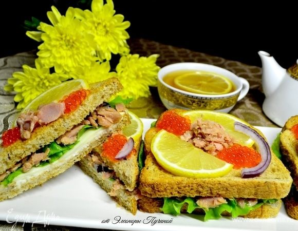 Заварите ваш любимый чай (у меня зеленый), и можете наслаждаться вкуснейшим бутербродом.