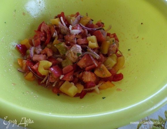 Перемешиваем ингредиенты.