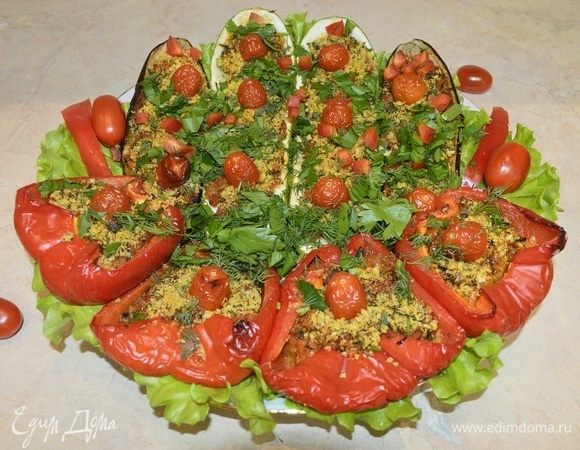 Запеченные овощи с начинкой в сухарях по-итальянски готовы. Приятного аппетита!