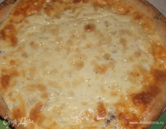 Поставить в разогретую духовку. Выпекать при 200°C 45 минут.