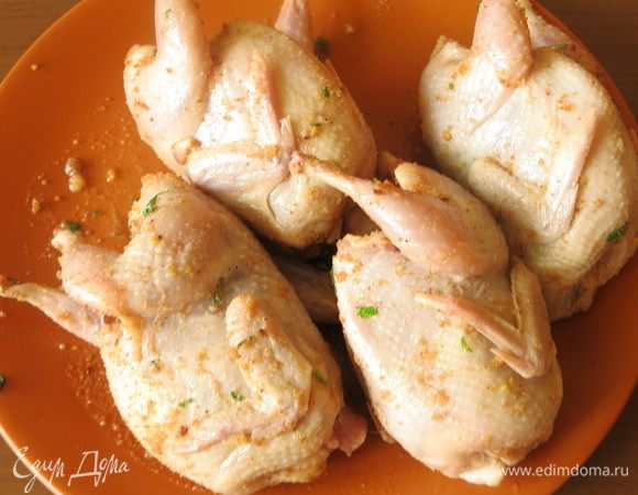 Фаршируем перепелок.