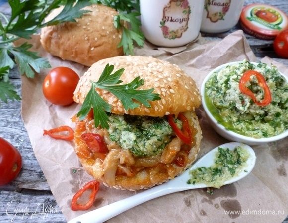 Лампедотто готов! Сочный, ароматный и нежный! Как же это вкусно! Приготовьте обязательно такой бутерброд. Приятного аппетита!