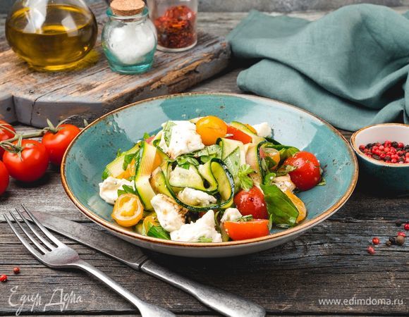 Этот салат идеален в сочетании с крафтовым пивом Red Mars ТМ «ЛЭП». Приятного аппетита!