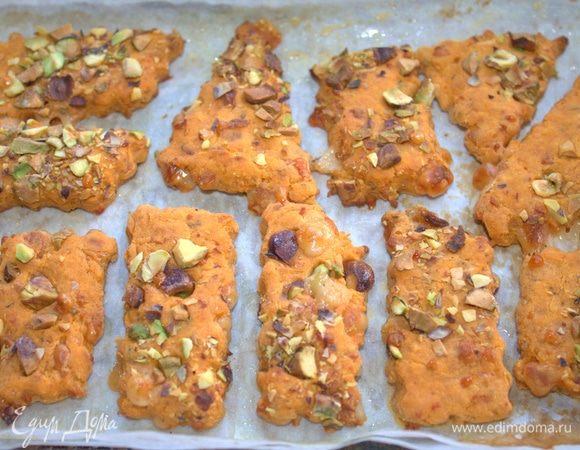 Я пекла в электропечке при 210°C 15 минут.