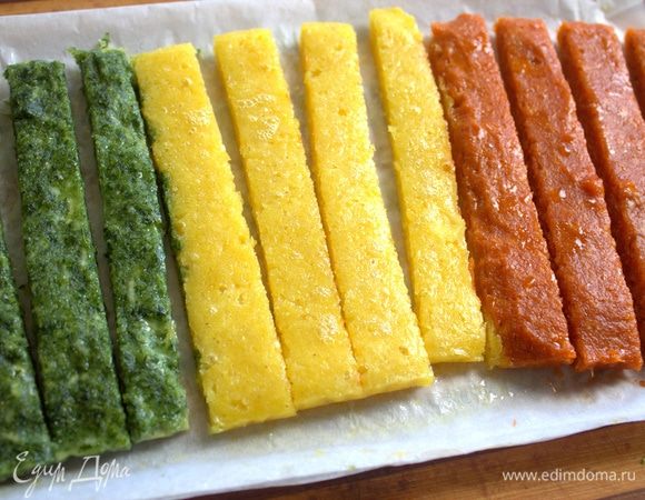 Нарезать полосками, когда тесто остынет.