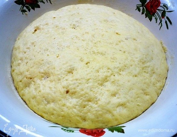 Тесто должно увеличиться в размерах примерно в два раза.