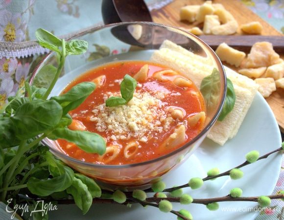 Такой суп можно смело приготовить и на ужин. Сытно, вкусно.