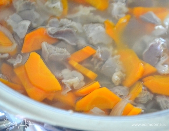 Варим суп до готовности, подсаливаем по вкусу.