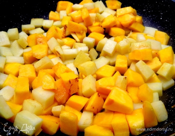 Тоже обжарить.