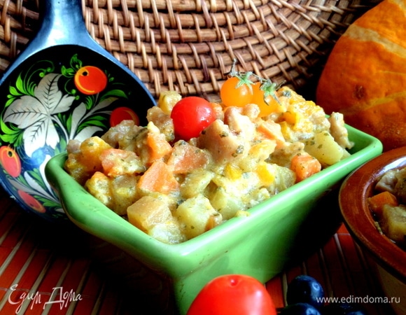 К рагу подойдут дополнительно свежие или маринованные овощи.