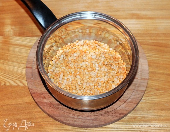 Колотый горох (у меня айдахо) отвариваем по инструкции, воду сливаем.