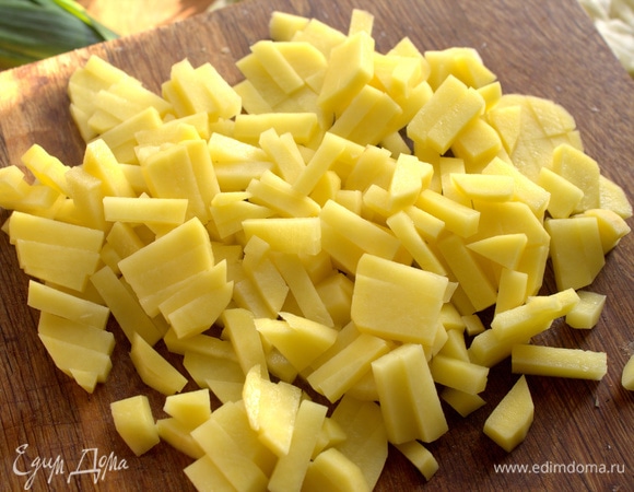 От себя я решила добавить картошину, но можно ее исключить.