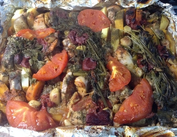 Ну вот такой вот вид, как открыли. Ароматы, сами понимаете, не маленькие)