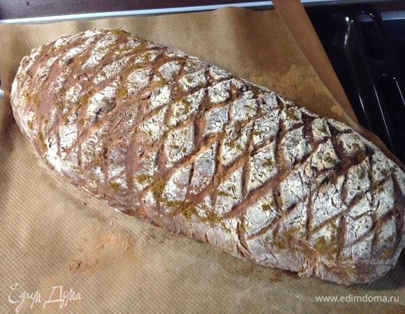 Достаем из духовки, пусть чуть отдохнет.