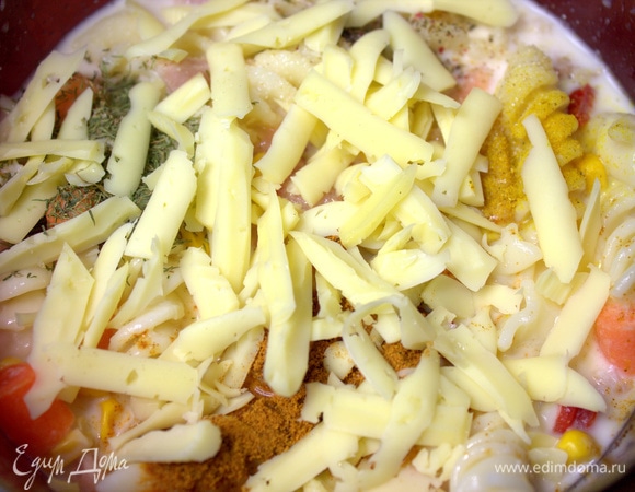 Половину добавить в состав. Все перемешать.