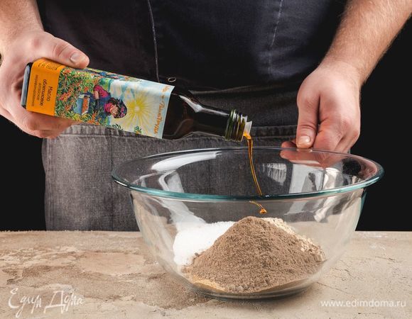 Влейте 4 ст. л. облепихового масла «Радость труда».