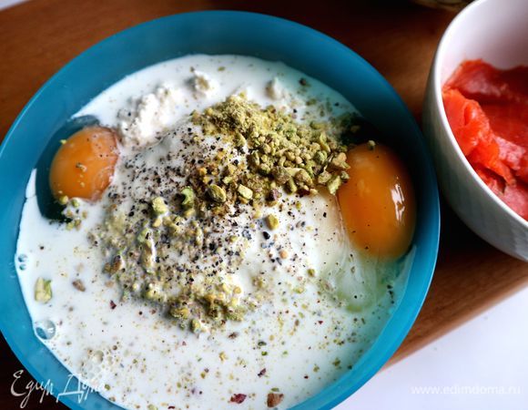 Добавить сливки 10% жирности.