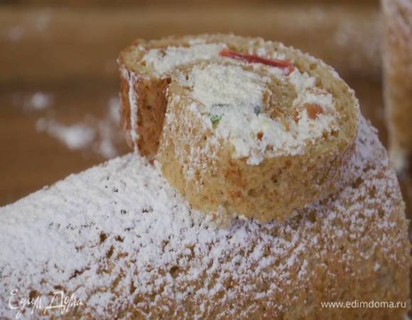 Готовый рулет посыпать сахарной пудрой.<br />