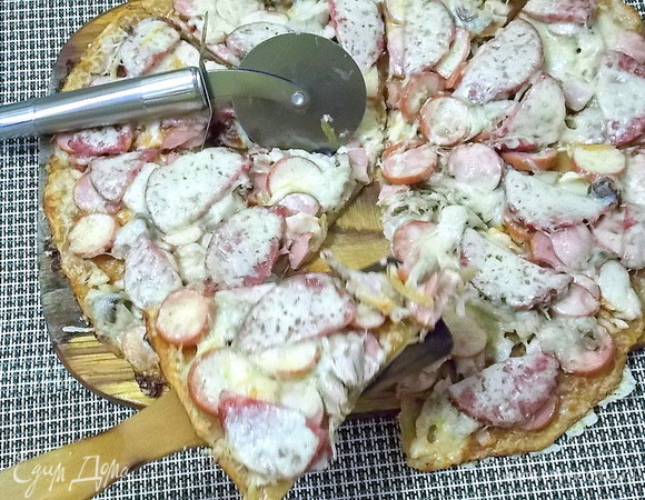 Сразу разрезаем и подаем.