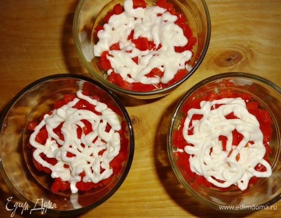 Снова сеточку из майонеза.