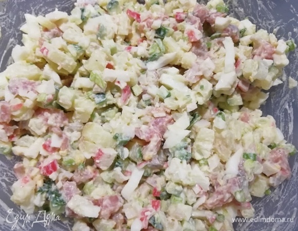 Перемешиваем. Салат готов.