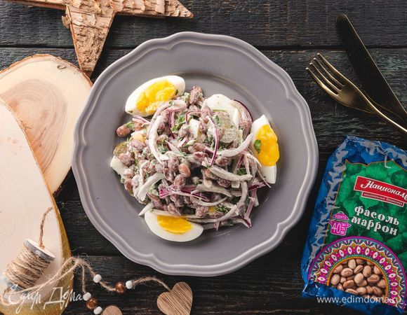 Легкий салат для новогоднего стола готов!